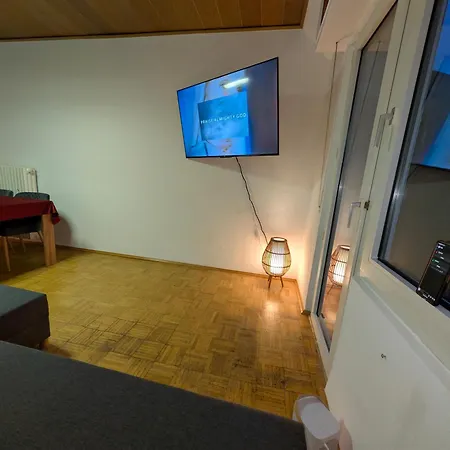 Luna City Apartments Werne - 75 M2, Wlan, Kueche & Parkplatz *